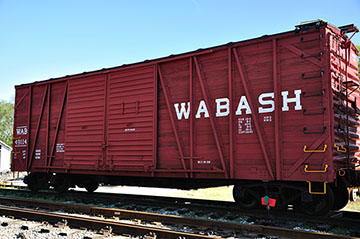 railroad car shipping load